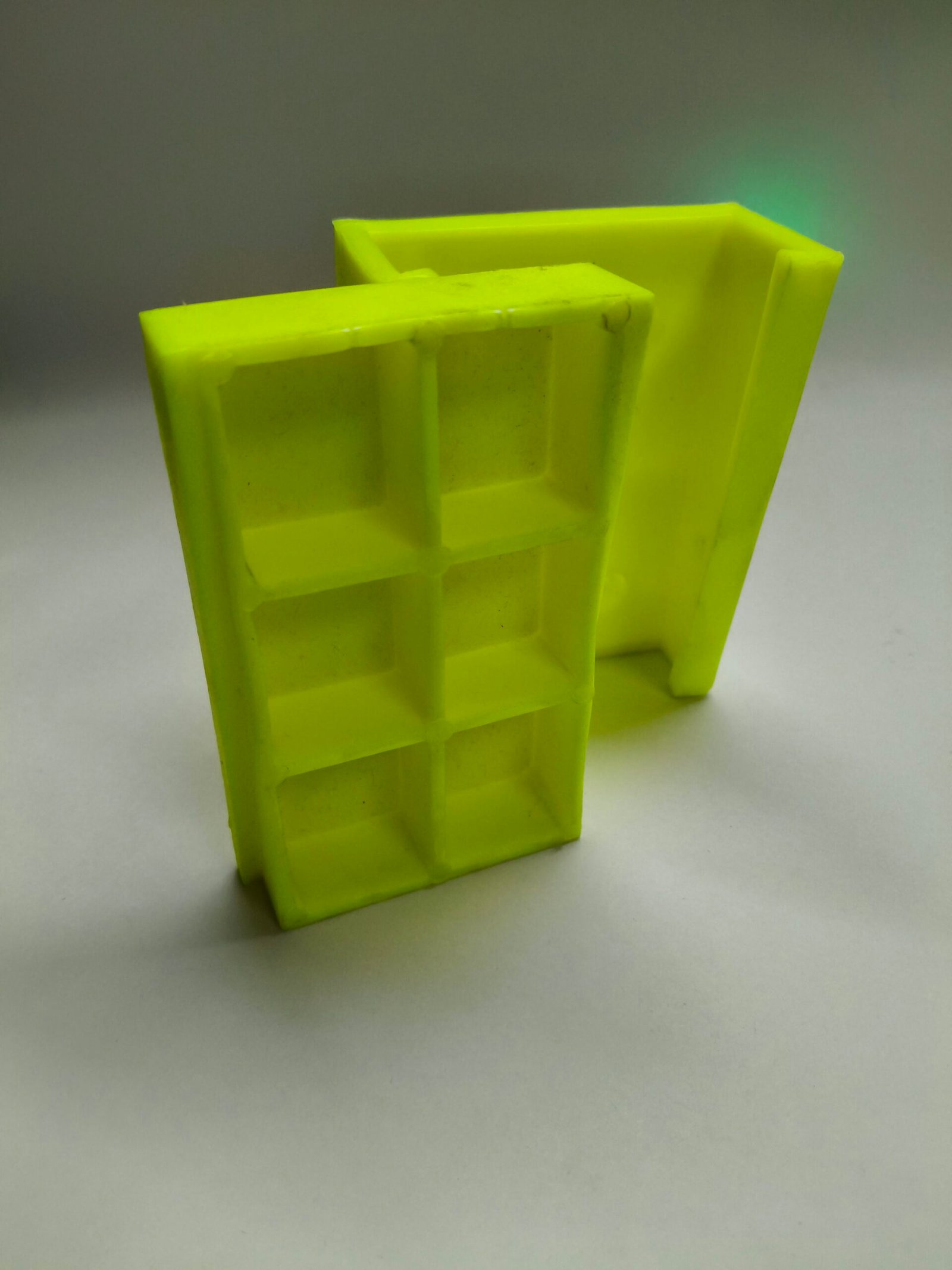 2026/06/1000184583-scaled.jpg PVC Cable hanger -big - Image 1