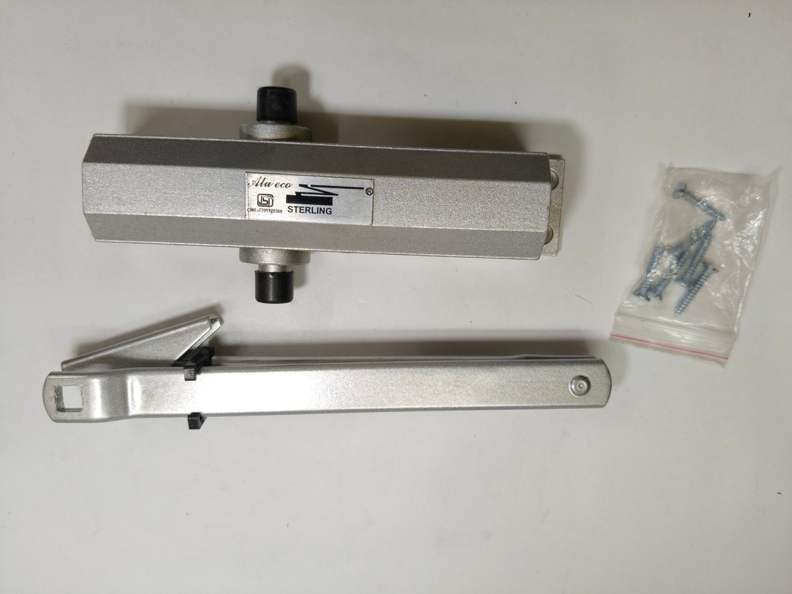 2026/06/1000184713-scaled.jpg door close DC-1500-Door Closer Alu Eco with Liver Arm Pu Silver - Image 1